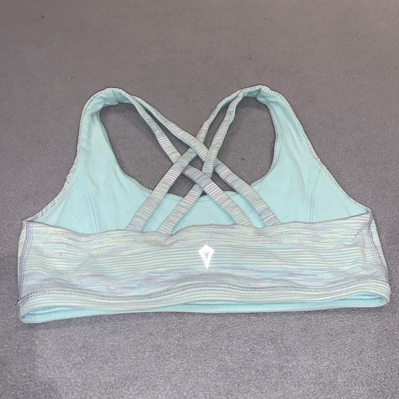 2 Ivivva sports bras - Picture 3 of 7